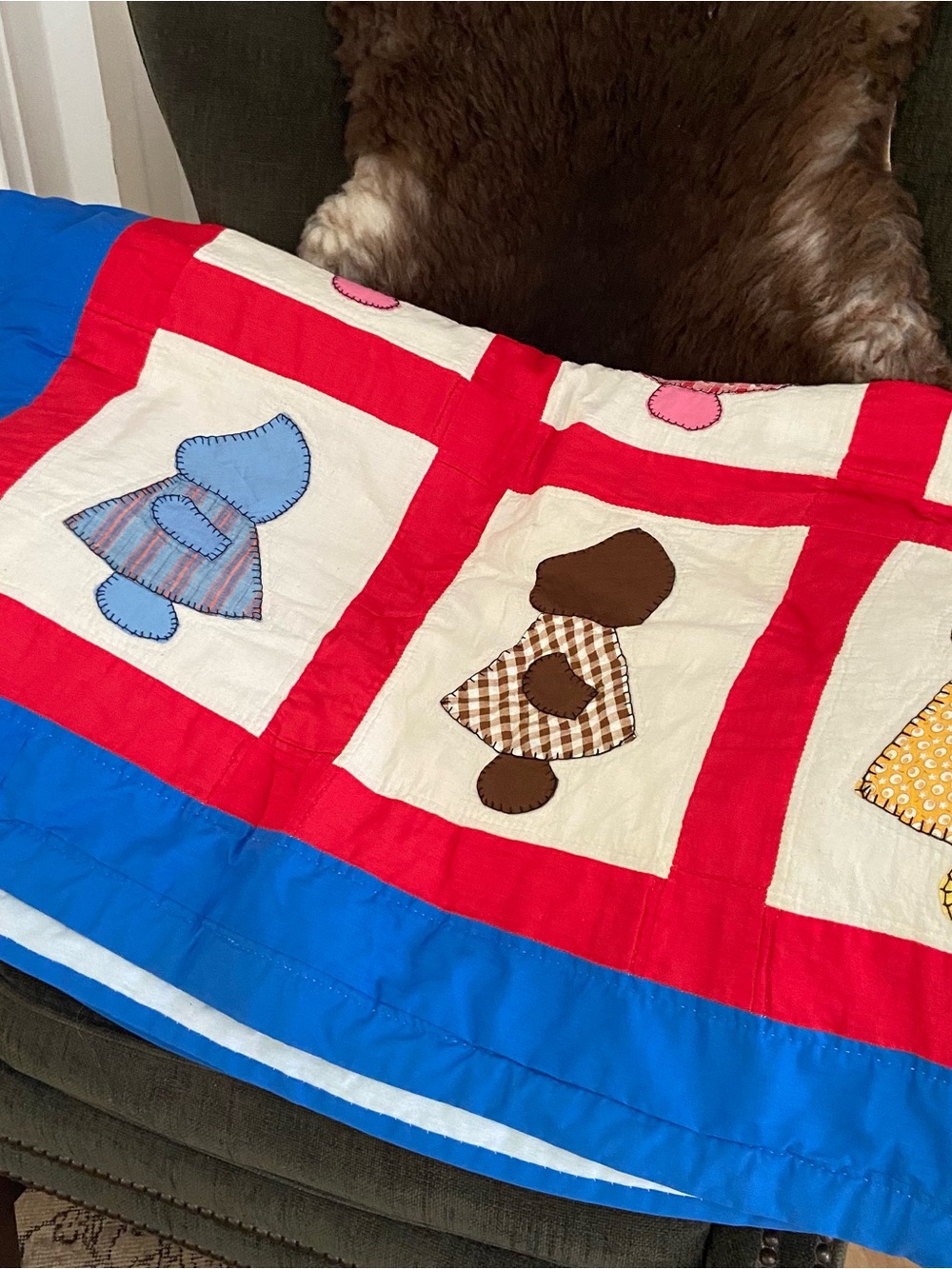 Farmhouse Handmade Vintage Sun Bonnet Sue Large Full Size Quilt 78" x 102"